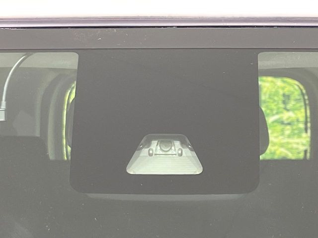 �y�X�}�[�g�A�V�X�g�z���s���ɑO���̎ԗ�����F�����A�Փ˂������Ȏ��͌x��ƃu���[�L�ŏՓˉ���Ɣ�Q�y�����A�V�X�g�B�����S�Ƀh���C�u�����y���݂��������܂��B