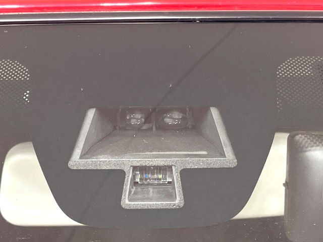 �y�X�Y�L �Z�[�t�e�B�T�|�[�g�z���s���ɑO���̎ԗ�����F�����A�Փ˂������Ȏ��͌x��ƃu���[�L�ŏՓˉ���Ɣ�Q�y�����A�V�X�g�B�����S�Ƀh���C�u�����y���݂��������܂��B