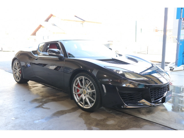 エヴォーラ2プラス2シーター