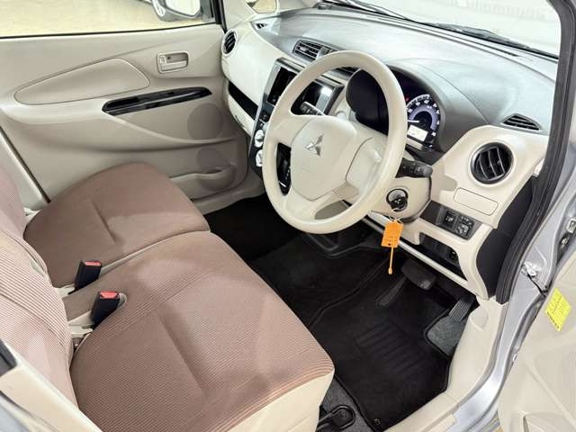 �c�Ǝ��Ԃ͒�10�������8���ƂȂ��Ă���܂��B���������R�[�q�[��W���[�X�����p�ӂ��Ă��҂����Ă���܂�����x���͐��j���ł��B