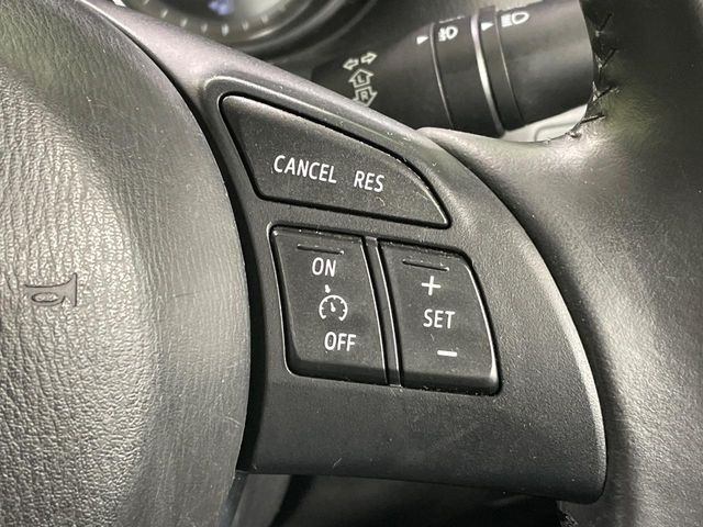 �y�N���[�Y�R���g���[���z�������H�����N���N���s�B�A�N�Z���𗣂��Ă���葬�x�ő��s���ł��A�������^�]���̕��S���y��!�����E�������ȒP�ȃX�C�b�`����Œ����ł��܂��B