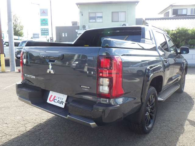 トライトン2.4 GSR ディーゼル 4WD