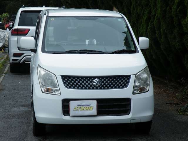 ���X�ł́A���Ѓg���[���[�őS���̃I�[�g�I�[�N�V�����E�̔��X���ꊇ���t���s���Ă���ǎ��Ȕ���Ԃ������������܂�!���q�l���������Ē����邨���ȉ��i�E�i���ɒ��킵�Ă���܂��̂Ő����x���A��������!!