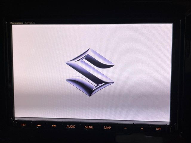 �y���ʃi�r�z�l�C�̑�^8�C���`�i�r�𑕔��B���݊��̂�����ʂ̓C���p�N�g��!�i�r���p���̃}�b�v�\���͌��₷���A�e���r��DVD�͗Տꊴ���A�b�v!�����̃h���C�u���O�b�Ɗy�����Ȃ�܂���