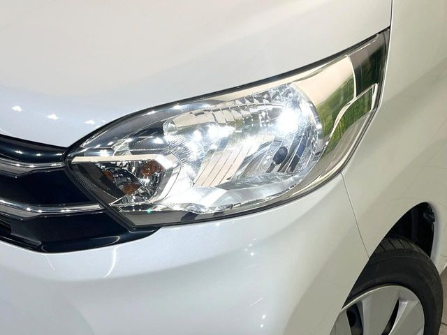 �yLED�w�b�h���C�g�z���V����ԑ��s�����ǍD�Ȏ��E���m�ۂ����S���ĉ^�]�ł��鍂�P�xLED�w�b�h���C�g�𑕔�!�_�����x�������A����d�͂��}�����Ă��܂��B