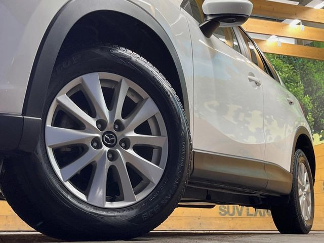 【純正17インチアルミホイール】外観にマッチした純正アルミホイールを装着しております。各種社外アルミホイールや、スタッドレスタイヤも取扱いしております。是非ご相談ください♪