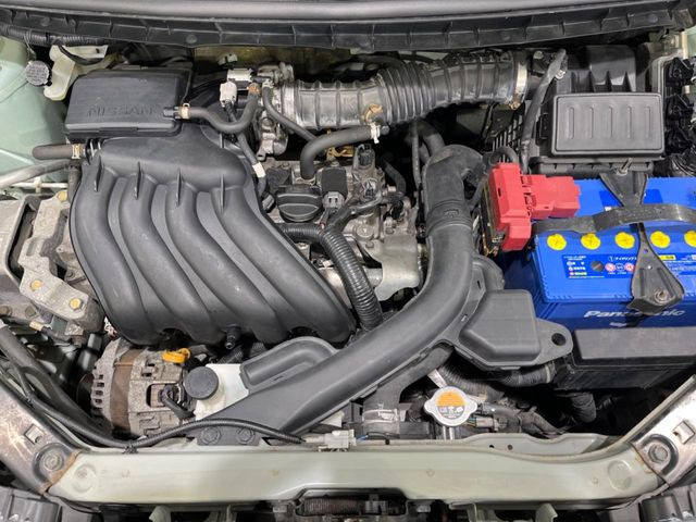 親切・丁寧な専門メカニックスタッフが応対!・車検・点検整備・事故等の修理などアフターサービスも安心。お車のカスタマイズもネクステージのサービススタッフまでご相談ください!