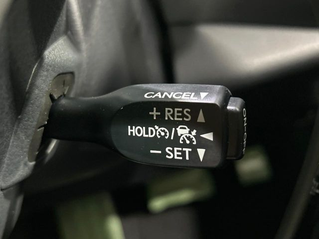 �y���[�_�[�N���[�Y�R���g���[���z�������H�ł̒��������s���y��!!�����ő��x��ۂN���[�Y�R���g���[�����A�Փˌy���V�X�e���ƘA�g���A�O���̎ԗ������m���ĎԊԂ�ۂ悤�ɑ��x���߂��Ă���܂�!!