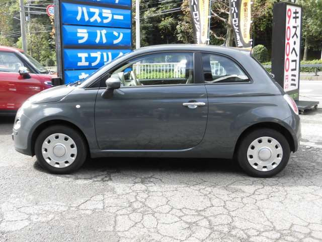 ���Ђ́u�i���ƃv���C�V���O�v��O��I�ɂ������A���ݑ��ꉿ�i�̂��Ԃ�K���ȉ��i�Ŕ̔����Ă���܂��B�܂����s�������A�Ԃ̃R���f�B�V�������d�����Ă���A�S�ԕK�����Ђ̎d����S�����ڂŌ��Ĕ����Ă���܂��B