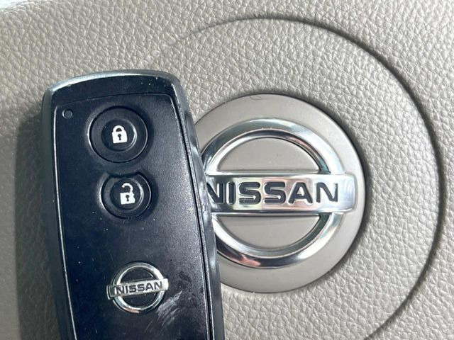 �y�C���e���W�F���g�L�[�z�J�o����|�P�b�g�ɓ��ꂽ�܂܂ł��h�A�̎{���E�������\�ȃX�}�[�g�L�[�𑕔��B�G���W���̃I���E�I�t�����J�M�����o���K�v����������Ƃ��Ă��֗��ł���