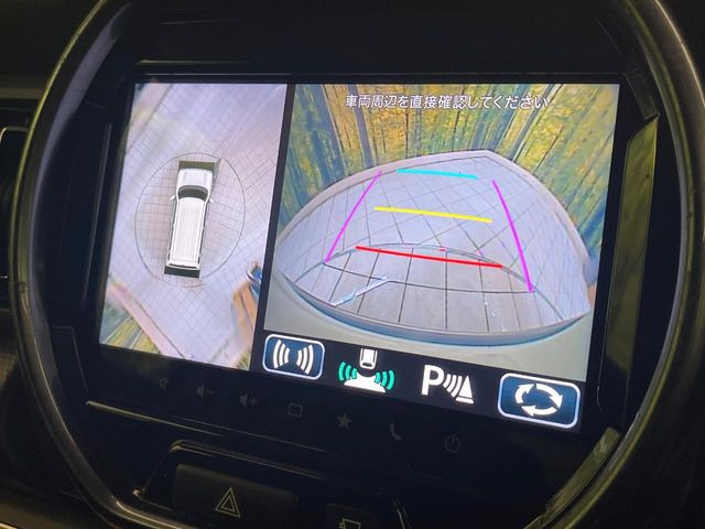 【全方位モニター用カメラ】専用のカメラにより、上から見下ろしたような視点で360度クルマの周囲を確認することができます☆死角部分も確認しやすく、狭い場所での切り返しや駐車もスムーズに行えます。