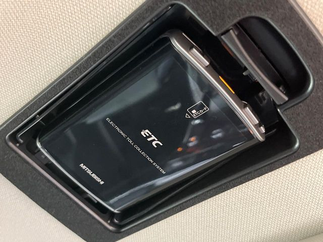 【ETC】高速道路の料金所をストレスなく通過!話題のスポットやサービスエリアに多い「スマートIC」利用時は必須のアイテムです。当店でセットアップを実施、ご納車当日からすぐにご利用いただけます!