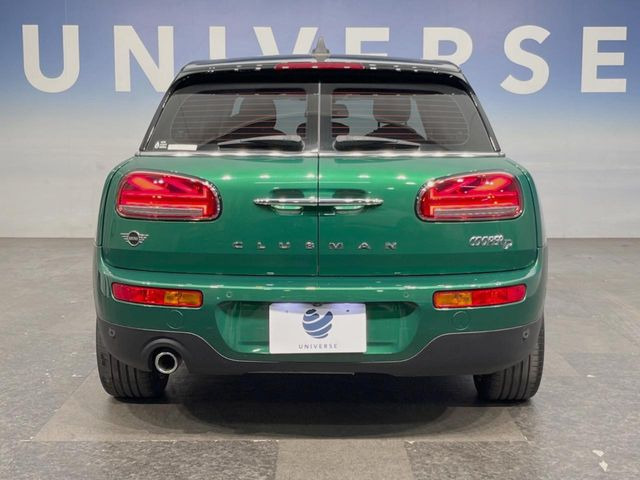 ●当店では第三者機関による車両品質鑑定を導入し、修復歴車を排除。鑑定書が発行されますので、ぱっと見ただけでは分からない箇所まで納得した上でご検討いただけます。※一部未実施の場合がございます。