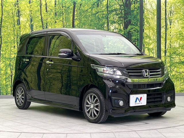 高透明度のガラス皮膜で撥水はもちろん、上質なツヤ・光沢を実現。紫外線や酸性雨から大切な愛車を保護し、色あせ・劣化を防止。「弾スプラッシュコート」、「弾プリミッサコート」からお選びいただけます。