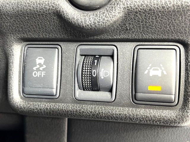 �y�Ԑ���E�x��z���H��̔�(��)����F�����A�Ӑ}�������s���̎Ԑ�����͂ݏo�������ɂȂ������A���[�^�[���̌x�����ƃu�U�[�Œ��ӊ��N���Ă������S�E���S�@�\�ł���