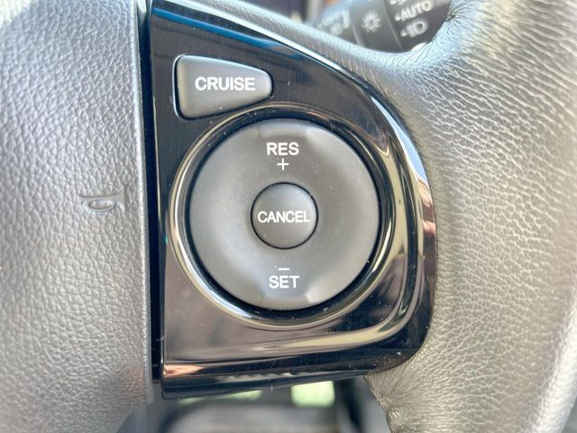 �y�N���[�Y�R���g���[���z�������H�����N���N���s�B�A�N�Z���𗣂��Ă���葬�x�ő��s���ł��A�������^�]���̕��S���y��!�����E�������ȒP�ȃX�C�b�`����Œ����ł��܂��B