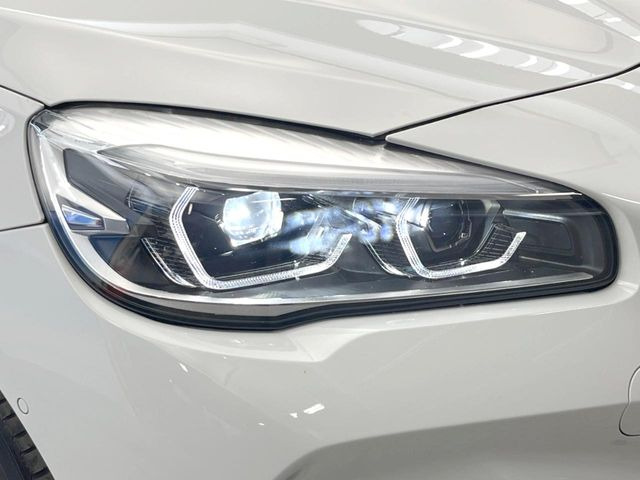 ��LED�w�b�h���C�g:��ԑ��s�����ǍD�Ȏ��E���m�ۂ����S���ĉ^�]�ł��鍂�P�xLED�w�b�h���C�g�𑕔�!�_�����x�������A����d�͂��}�����Ă��܂��B