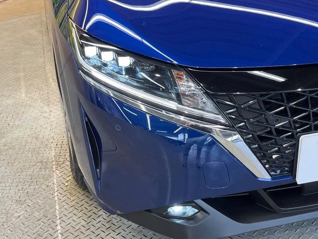 �yLED�w�b�h���C�g�z���V����ԑ��s�����ǍD�Ȏ��E���m�ۂ����S���ĉ^�]�ł��鍂�P�xLED�w�b�h���C�g�𑕔�!�_�����x�������A����d�͂��}�����Ă��܂��B