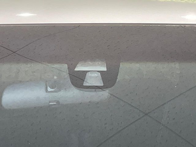 �y�V�e�B�u���[�L�A�N�e�B�u�V�X�e���z�ᑬ���s���ɑO���̎ԗ�����F�����A�Փ˂������Ȏ��͌x��ƃu���[�L�ŏՓˉ���Ɣ�Q�y�����A�V�X�g�B�����S�Ƀh���C�u�����y���݂��������܂��B