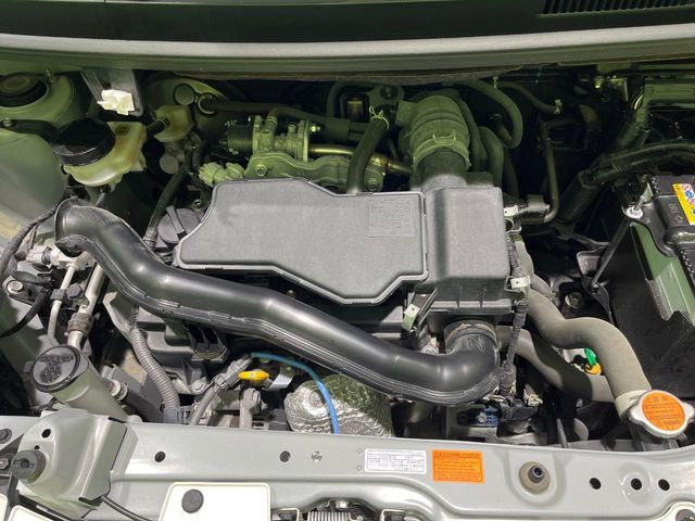 親切・丁寧な専門メカニックスタッフが応対!・車検・点検整備・事故等の修理などアフターサービスも安心。お車のカスタマイズもネクステージのサービススタッフまでご相談ください!