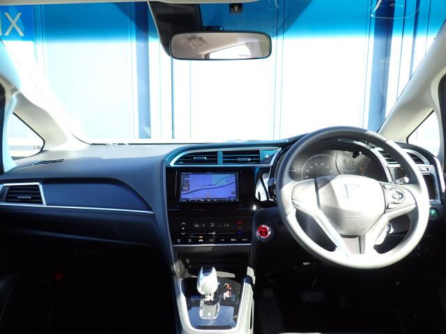 �C���p�l�摜�ɂȂ�܂��B�ԓ��͐��Ǝ҂ɂĎ����N���[�j���O�{�H�ς݂Ȃ̂ŁA��ϐ����ł��B