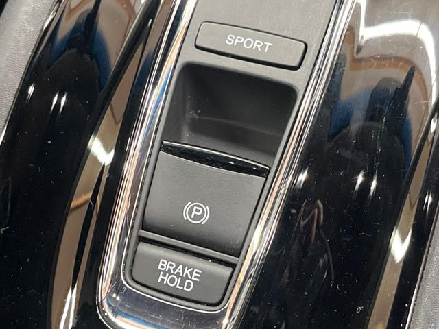 �y�d���p�[�L���O�u���[�L�z�p�[�L���O�u���[�L�͕֗��ȓd����!�{�^����ő���ł��A�A�N�Z���𓥂߂Ύ����ŉ�������܂��􃌃o�[��y�_���������̂ŉ^�]�ȉ����������肵�܂��ˁ�