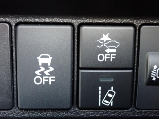 �����h�~�@�\�A�Փˉ���y���u���[�L�t���ŁA�����S�Ƀh���C�u�����y���݂��������܂���