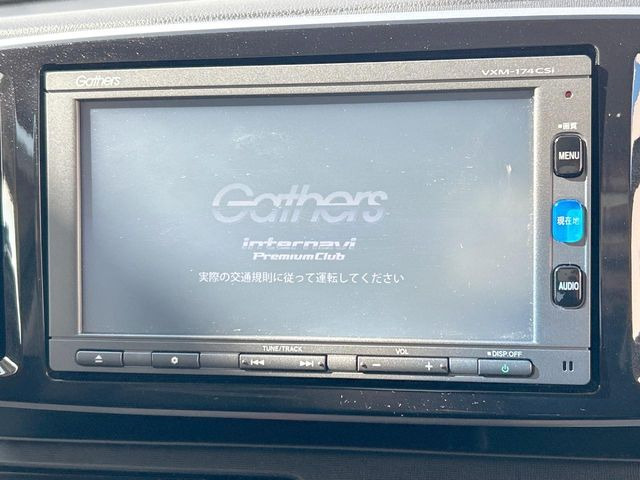 �y�����i�r�z�l�C�̏����i�r�𑕔����Ă���܂��B�i�r�̎g���₷���͂������A�I�[�f�B�I�@�\���[��!�L�����v�◷�s�͂������A�ʋ΂┃�����ȂǕ��i�̃h���C�u���y�����Ȃ�͂���