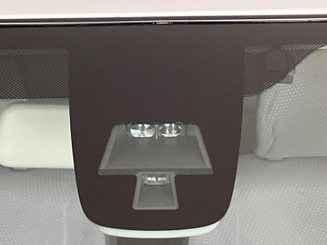 �y�X�Y�L �Z�[�t�e�B�T�|�[�g�z���s���ɑO���̎ԗ�����F�����A�Փ˂������Ȏ��͌x��ƃu���[�L�ŏՓˉ���Ɣ�Q�y�����A�V�X�g�B�����S�Ƀh���C�u�����y���݂��������܂��B