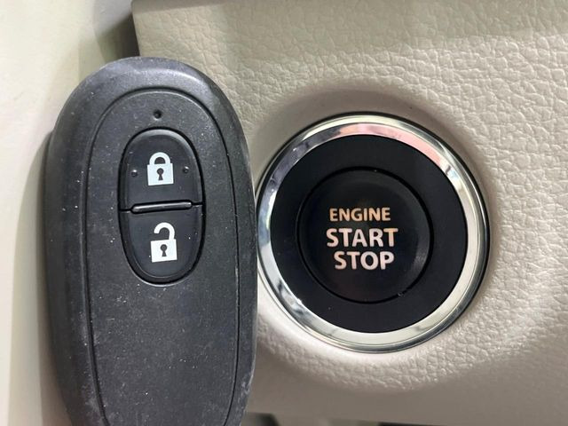 �y�L�[���X�X�^�[�g�V�X�e���z�J�o����|�P�b�g�ɓ��ꂽ�܂܂ł��h�A�̎{���E�������\�ȃX�}�[�g�L�[�𑕔��B�G���W���̃I���E�I�t�����J�M�����o���K�v����������Ƃ��Ă��֗��ł���