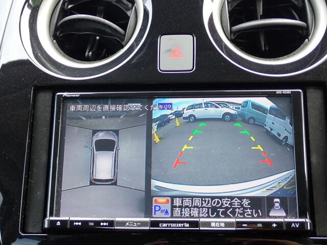 �o�b�N�J�����������Ă���܂��B���Ԏ��ɑ�ϖ��ɗ����܂�������Ԃ����ȕ��ɂ��֗��@�\�ł���