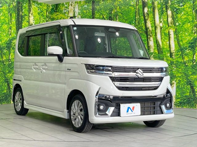 高透明度のガラス皮膜で撥水はもちろん、上質なツヤ・光沢を実現。紫外線や酸性雨から大切な愛車を保護し、色あせ・劣化を防止。「弾スプラッシュコート」、「弾プリミッサコート」からお選びいただけます。