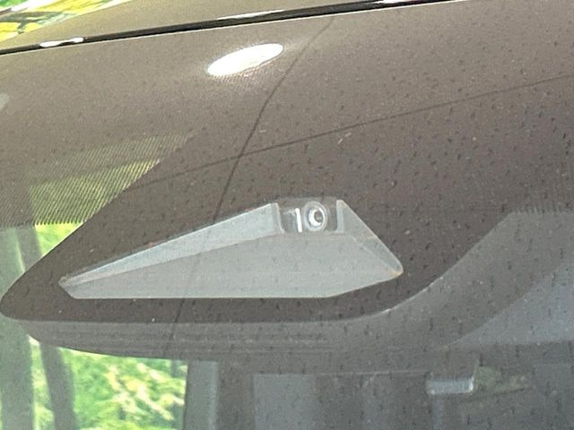 �y�g���^�Z�[�t�e�B�Z���X�z���s���ɑO���̎ԗ�����F�����A�Փ˂������Ȏ��͌x��ƃu���[�L�ŏՓˉ���Ɣ�Q�y�����A�V�X�g�B�����S�Ƀh���C�u�����y���݂��������܂��B