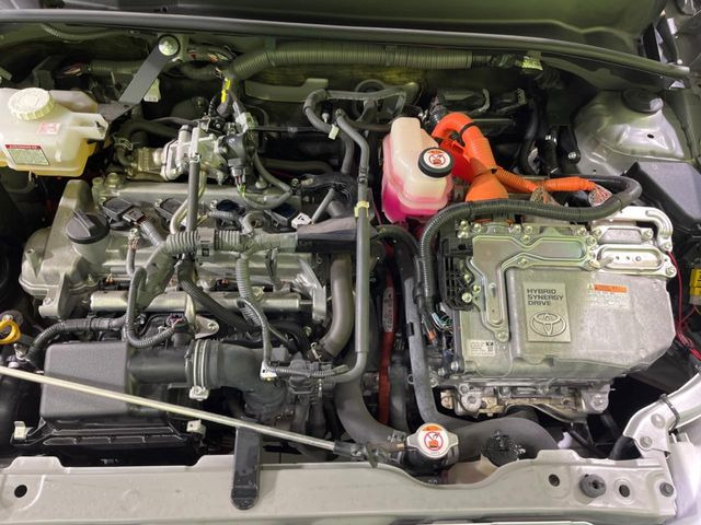 親切・丁寧な専門メカニックスタッフが応対!・車検・点検整備・事故等の修理などアフターサービスも安心。お車のカスタマイズもネクステージのサービススタッフまでご相談ください!