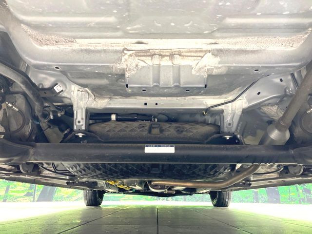 下回りがきれいなうちに、防錆加工の施工がオススメ。降雪地域はもちろん、沿岸部にお住いの方や、趣味でマリン・ウィンタースポーツをされる方にご好評いただいております。