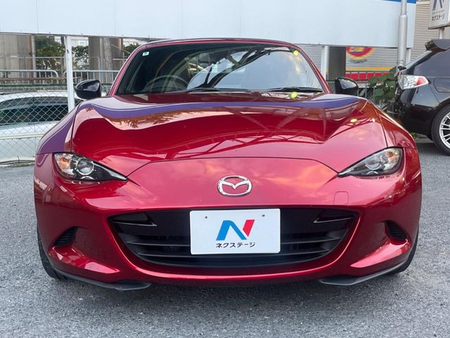 安心の最長10年・走行無制限保証(有償)をご用意。保証内容も充実はもちろん、無料点検&オイル交換や、年中無休の全国・24時間ロードサービスも付帯されておりますのでご安心下さい。