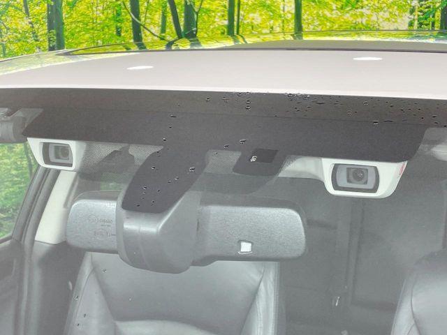 �y�A�C�T�C�g�z�O���̎ԗ��������m���A�Փ˂������Ȏ��͌x��Œ��ӂ𑣂��A�u���[�L�𓥂ޗ͂��T�|�[�g�B�u���[�L�𓥂߂Ȃ������ꍇ�͏Փ˔�Q�y���u���[�L���쓮�A�Փˉ�����T�|�[�g���܂��B