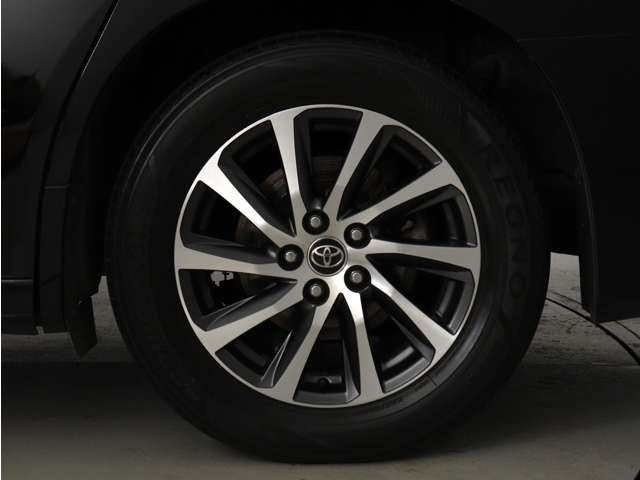 お客様のお好みの新品18インチ、19インチ、20インチホイール装着可能!ダウンサスなどローダウンも取付可能です!ヴァルドやワークなどのメーカー品も取り寄せ可能です!