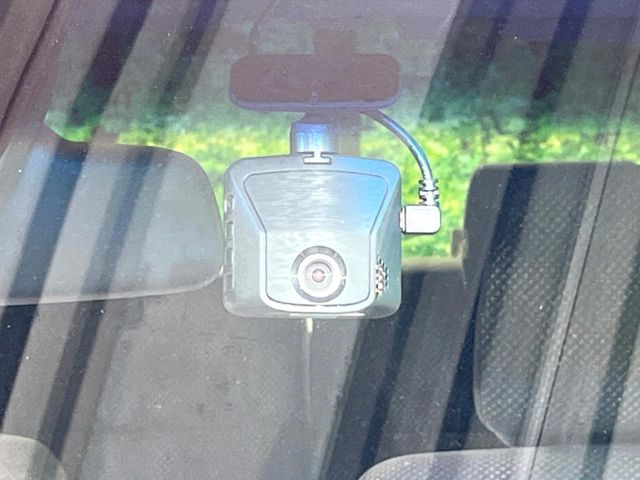 �y�h���C�u���R�[�_�[�z���S�E���S�ȃJ�[���C�t�ɕK�{�̃h���C�u���R�[�_�[�𑕔�!���s���͂������A������^�]�⎖�̂ɑ��������ۂ̏󋵂��f���ŋL�^���A����̃��X�N�ɔ����܂��B