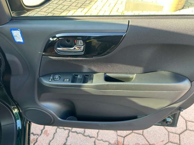 ���͂₢�E�����E���S�̎Ԍ��̑S���`�F�[���y�A�b�v���Ԍ��z�����X�ł����^�A�ǎw�薯�ԎԌ��H��𕹐݂��Ă��܂���