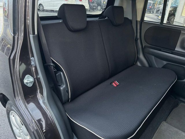 �L�X�Ƃ���2��ڃV�[�g�͋��Z���������A���S�n�����K!�F�B��Ƒ��Ƃ̂��o�����ɂ҂�����ł��B�x�r�[�V�[�g��`���C���h�V�[�g�g�p�������K�ɂ��߂�������������\���ȋ�Ԃ��m�ۂ��Ă��܂��B