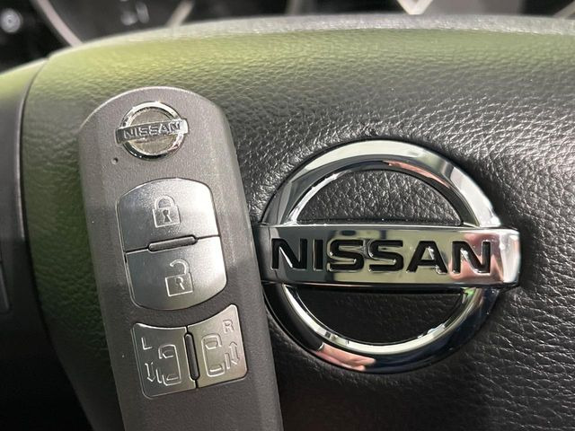 �y�C���e���W�F���g�L�[�z�J�o����|�P�b�g�ɓ��ꂽ�܂܂ł��h�A�̎{���E�������\�ȃX�}�[�g�L�[�𑕔��B�G���W���̃I���E�I�t�����J�M�����o���K�v����������Ƃ��Ă��֗��ł���