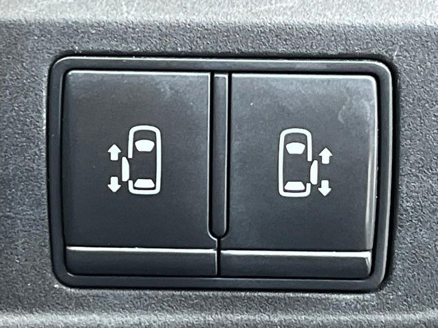 �y�����p���[�X���C�h�h�A�z�X�}�[�g�L�[��^�]�Ȃ̃X�C�b�`�Ō�ȗ����X���C�h�h�A�̊J���\���d��������͂����ăh�A���J����K�v�������A�����Ȃ��q�l�ł��ȒP�ɊJ���߂ł����K�ł���