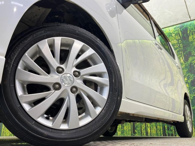 �y����14�C���`�A���~�z�C�[���z�O�ςɃ}�b�`���������A���~�z�C�[���𑕒����Ă���܂��B�e��ЊO�A���~�z�C�[����A�X�^�b�h���X�^�C�����戵�����Ă���܂��B���񂲑��k����������