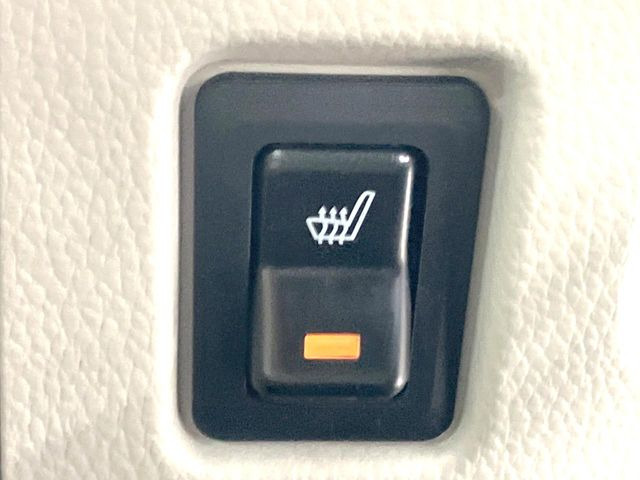 �y�V�[�g�q�[�^�[�z�������ɏd�󂷂�V�[�g�q�[�^�[!�G�A�R����葁�����܂��Ă����̂Ŋ�����̐l�����S�ł��ˁ�G�A�R���̉����͊������邩����A�Ƃ������ɂ����������߂ł��B