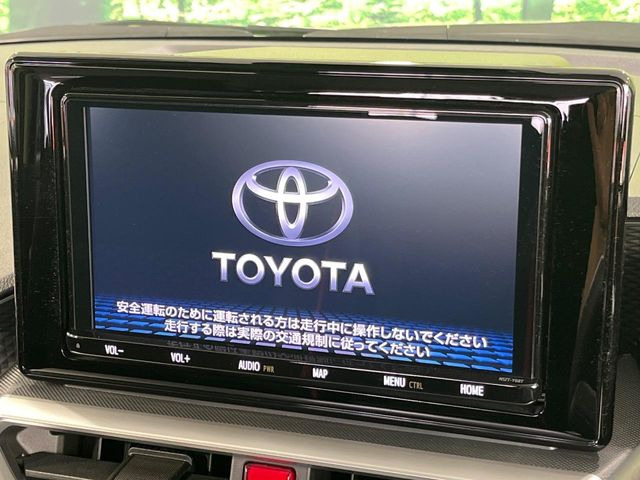 �y���ʃi�r�z�l�C�̑�^9�C���`�i�r�𑕔��B���݊��̂�����ʂ̓C���p�N�g��!�i�r���p���̃}�b�v�\���͌��₷���A�e���r��DVD�͗Տꊴ���A�b�v!�����̃h���C�u���O�b�Ɗy�����Ȃ�܂���