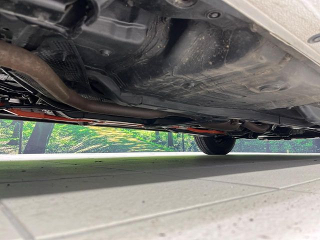 下回りがきれいなうちに、防錆加工の施工がオススメ。降雪地域はもちろん、沿岸部にお住いの方や、趣味でマリン・ウィンタースポーツをされる方にご好評いただいております。