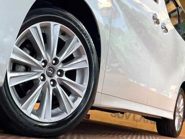 �y����18�C���`�A���~�z�C�[���z�O�ςɃ}�b�`���������A���~�z�C�[���𑕒����Ă���܂��B�e��ЊO�A���~�z�C�[����A�X�^�b�h���X�^�C�����戵�����Ă���܂��B���񂲑��k����������