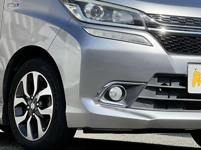 メンテナンスパックを同時加入していただくと、お得にオイル交換♪ お得に点検♪お得に車検♪まで整備工場、板金工場完備のフレンズに安心してお任せください!!