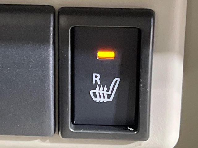 �y�V�[�g�q�[�^�[�z�������ɏd�󂷂�V�[�g�q�[�^�[!�G�A�R����葁�����܂��Ă����̂Ŋ�����̐l�����S�ł��ˁ�G�A�R���̉����͊������邩����A�Ƃ������ɂ����������߂ł��B